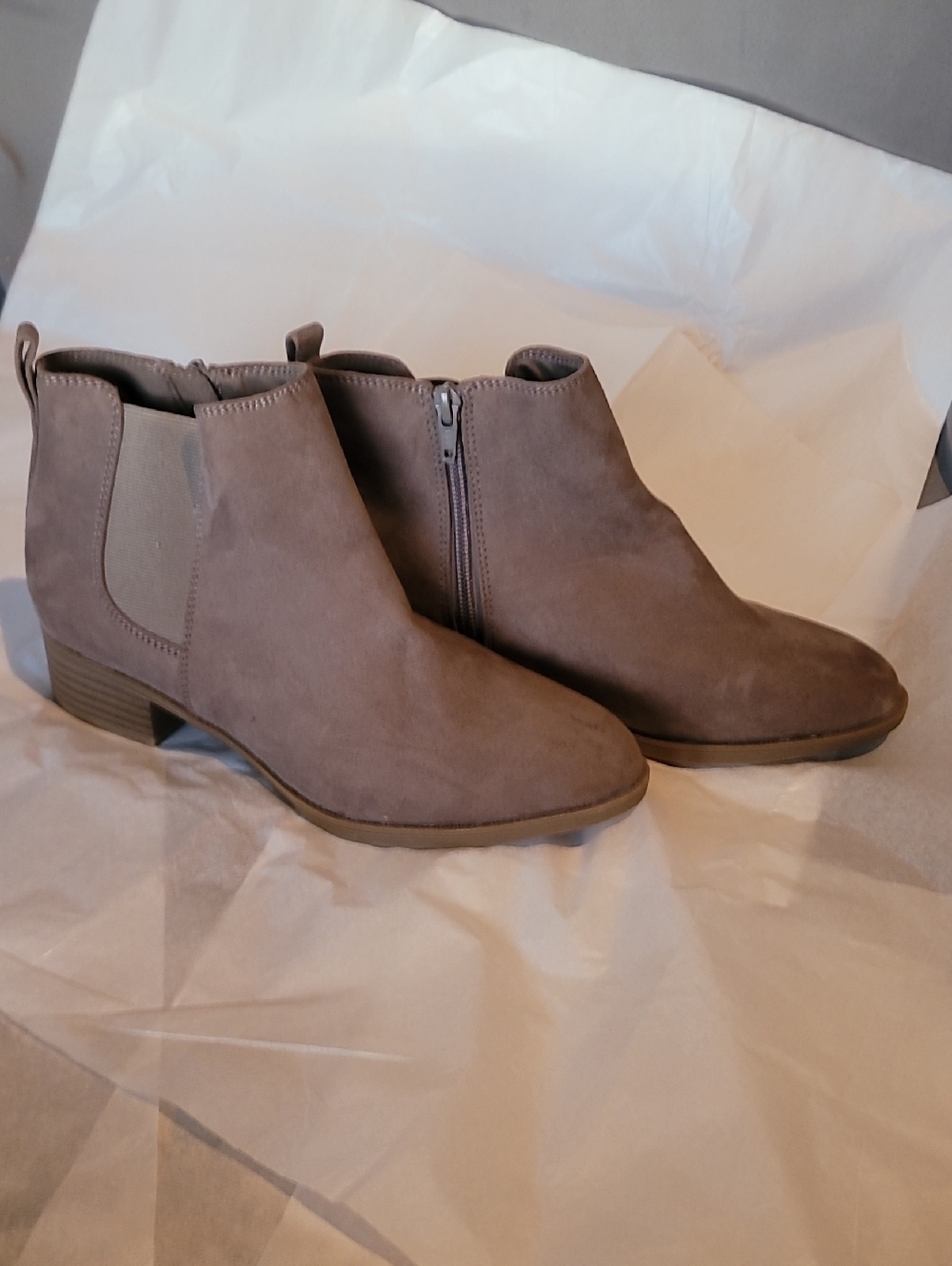 So Averyy Ankle Boots 7.5 Never Worn